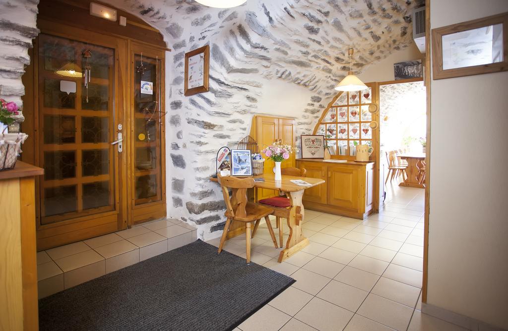 Bed and breakfast La Roche Du Croue 2*